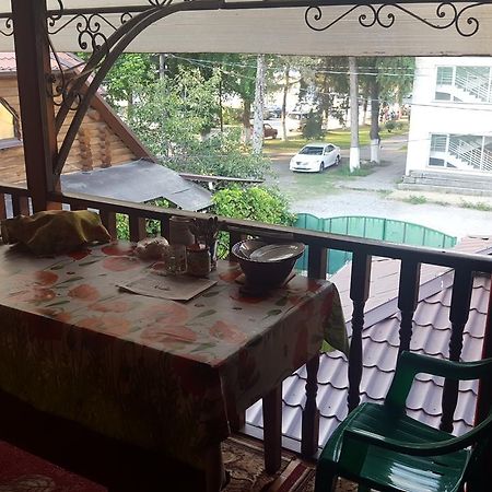 U Iriny Hotel Pizunda Exterior photo