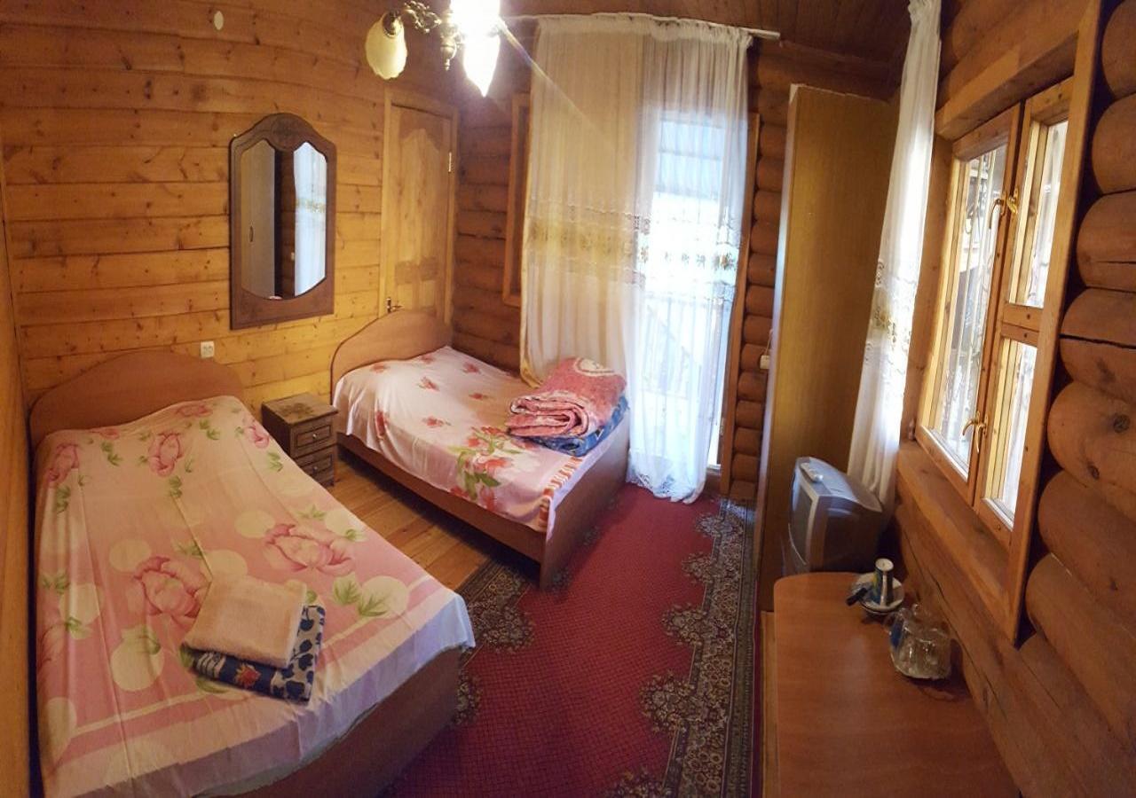 U Iriny Hotel Pizunda Exterior photo