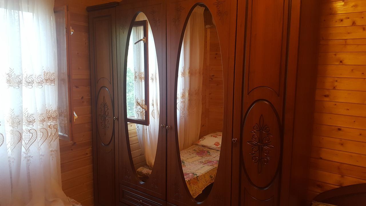 U Iriny Hotel Pizunda Exterior photo